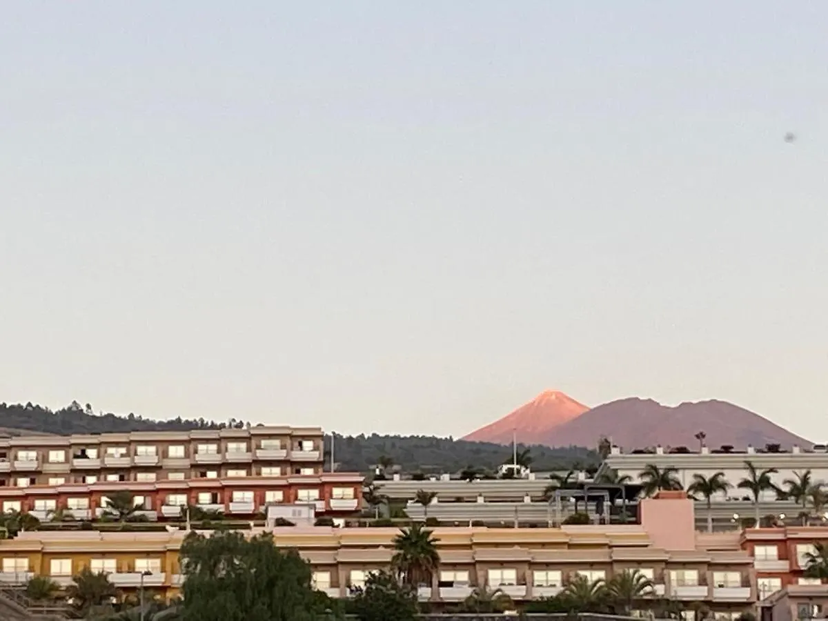 アパート プエルト・デ・サンティアゴRelax And Enjoy With A View Of El Teide And Seaアパートメント